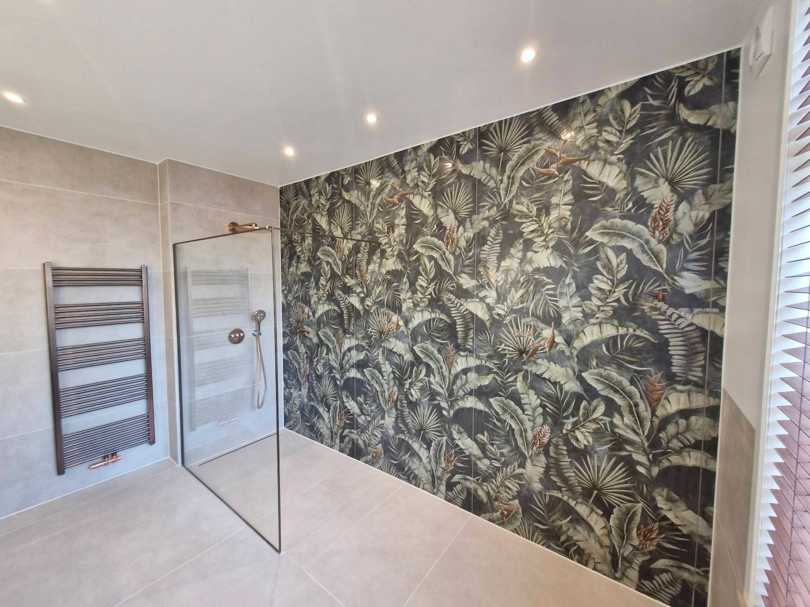 Douche à l'italienne réalisée par RENOVO